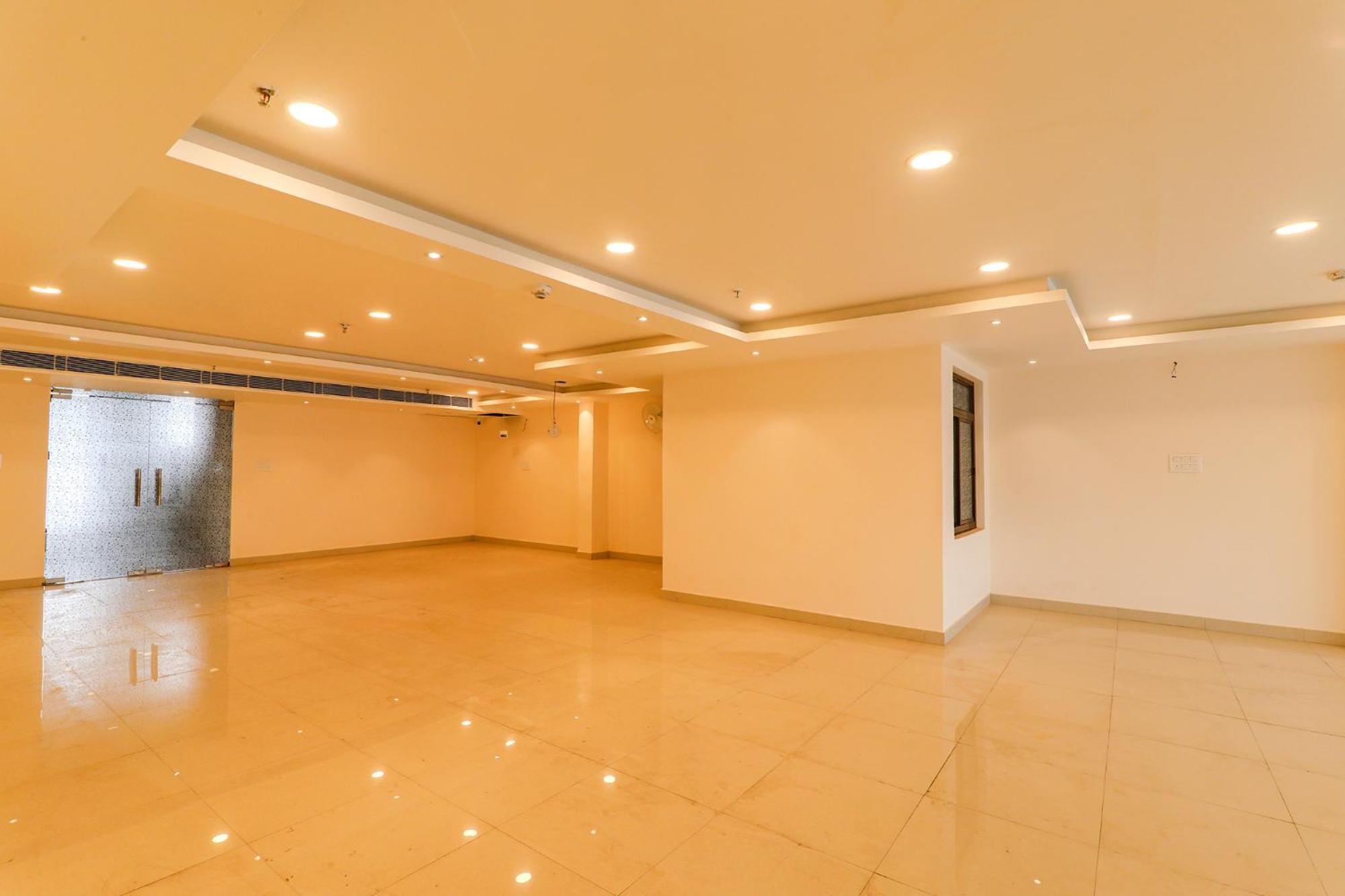 Fabhotel Rachna Palace And Banquets - Nr Lekhraj Metro Station Lakhnau Kültér fotó